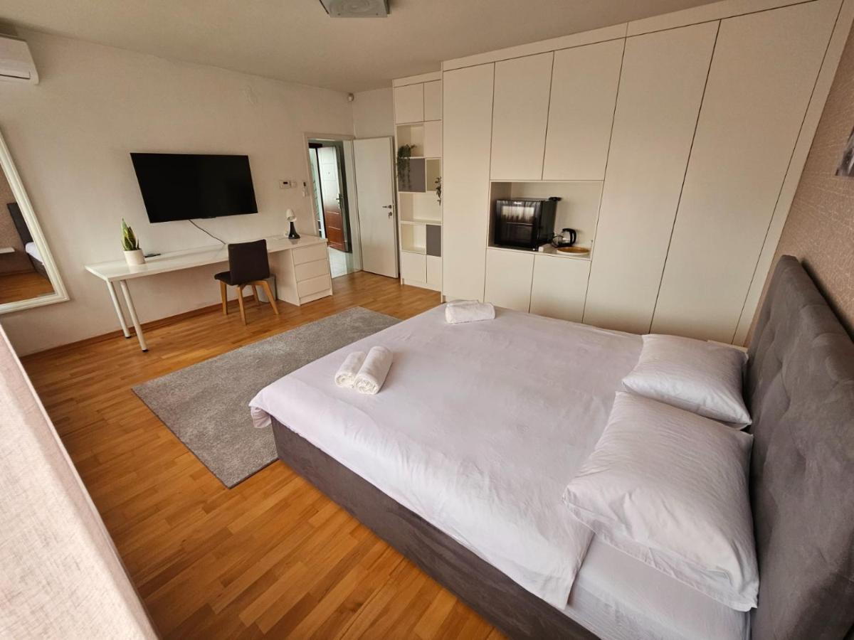 Comfort Rooms Remiza - Free Private Parking - Self Check-In Zagreb Exterior foto